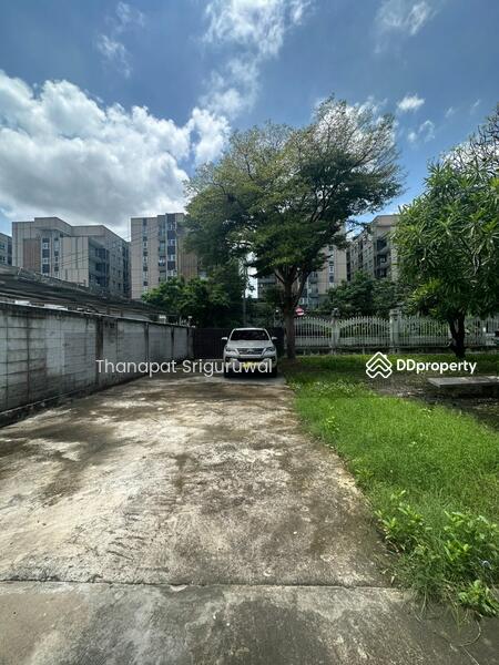 ขาย - 5-BR House near BTS Bang Chak, กรุงเทพ
