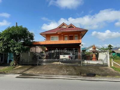 ขาย - ขายบ้านเดี่ยว โพธิ์เสด็จ อำเภอเมือง นครศรีธรรมราช ใกล้ศาลากลาง รหัส : H8159, นครศรีธรรมราช