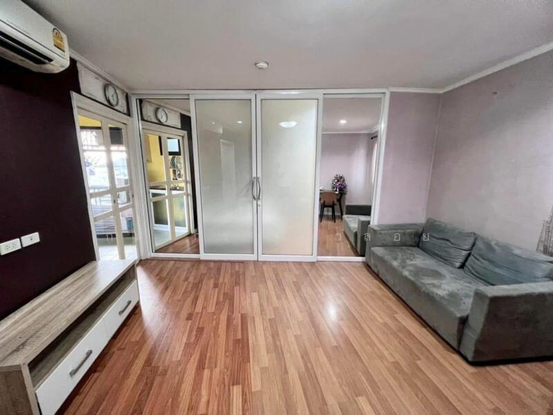 ให้เช่า - Lumpini Place Narathiwas 24 : ลุมพินี เพลส นราธิวาส 24, กรุงเทพ