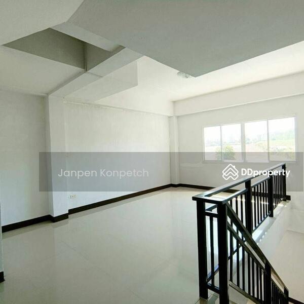 ขาย - โรบินสันบ่อวิน, ชลบุรี