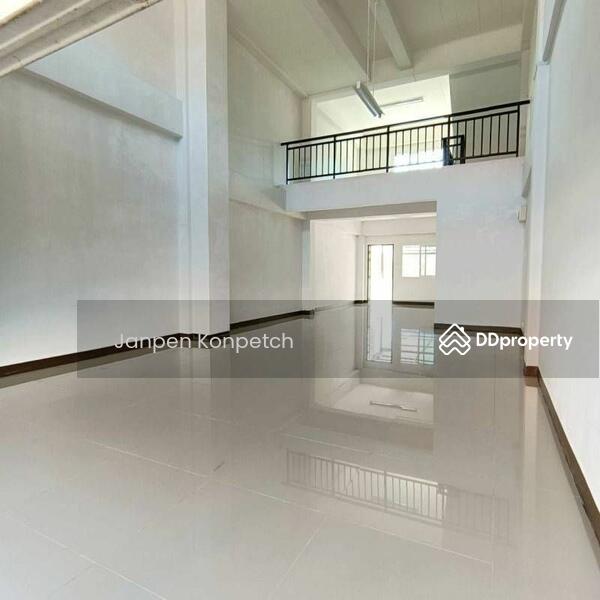 ขาย - โรบินสันบ่อวิน, ชลบุรี