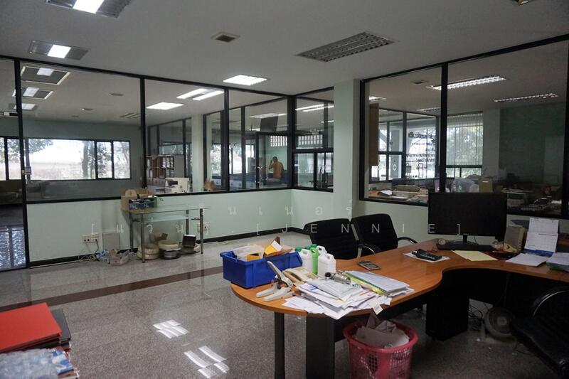 ขายสำนักงานและโกดัง ถนนเลี่ยงเมืองนนท์ ใกล้รถไฟฟ้า ใกล้สามแยก และ ตลาดอตก. 3, Nonthaburi, เลี่ยงเมืองนนท์, Talat Kwan, Muang Nonthaburi, Nonthaburi, , 1,728 sqm, Warehouse/Factory For Sale, by วินเนอร์ [แว่น].[Jennie], 11776779 - DDproperty.com