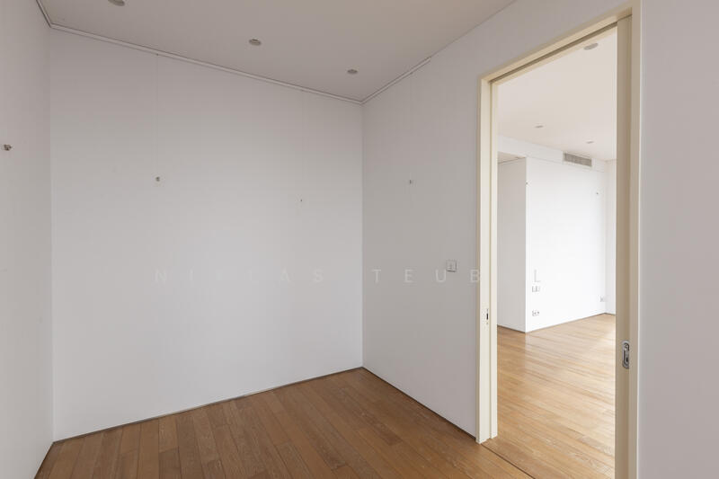 Study: 11 sqm
