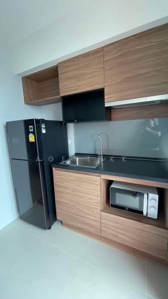 Brix Charan 64, Bangkok, 696 Charan Sanit Wong Road, Bang Yi Khan, Bang Phlat, Bangkok, 1 Bedroom, 28 sqm, Condo For Rent, by Agentbkk, 11777077 - DDproperty.com