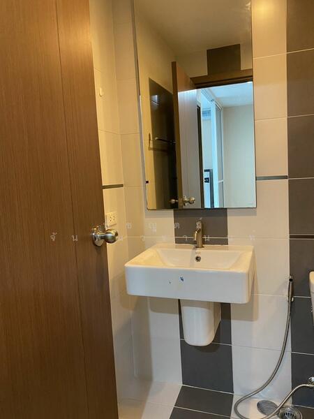 The Base Sukhumvit 77, Bangkok, 289 Sukhumvit 77 Road, Phra Kanong Nua, Watthana, Bangkok, 1 Bedroom, 30 sqm, Condo For Sale, by พิชญุตม์ จันทนวรานนท์, 11777109 - DDproperty.com