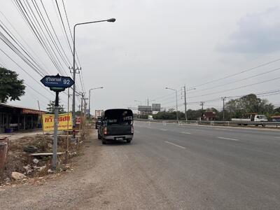 ขาย - ขายที่ดินติดถนนใหญ่ใกล้สี่แยกวัดใหม่กระทุ่มล้ม(สุวินทวงศ์92)15ไร่3งาน, กรุงเทพ
