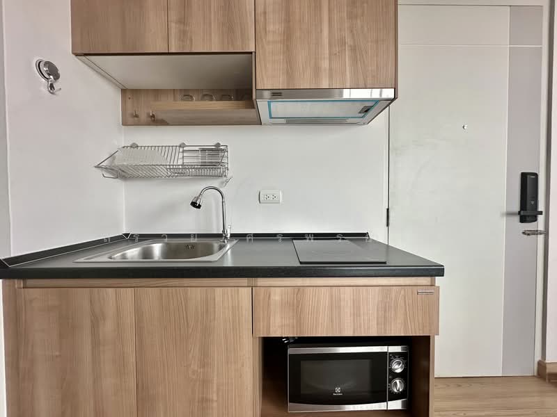 Motive Condo Chaengwattana, Bangkok, Thanon Chaeng Watthana, Talat Bang Khen, Lak Si, Bangkok, 1 Bedroom, 30 sqm, Condo For Rent, by สรวีย์ ศรีพรอำไพ, 11778068 - DDproperty.com