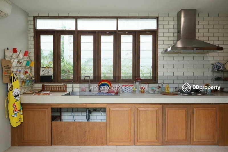 For Rent - Bangkok Single House Chok Chai 4 MRT Chok Chai 4 BRE23732, Bangkok