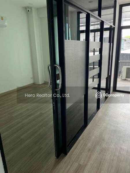 For Rent - Sale/Rent Bangkok Home Office Lat Phrao MRT Chok Chai 4 BRE23728, Bangkok