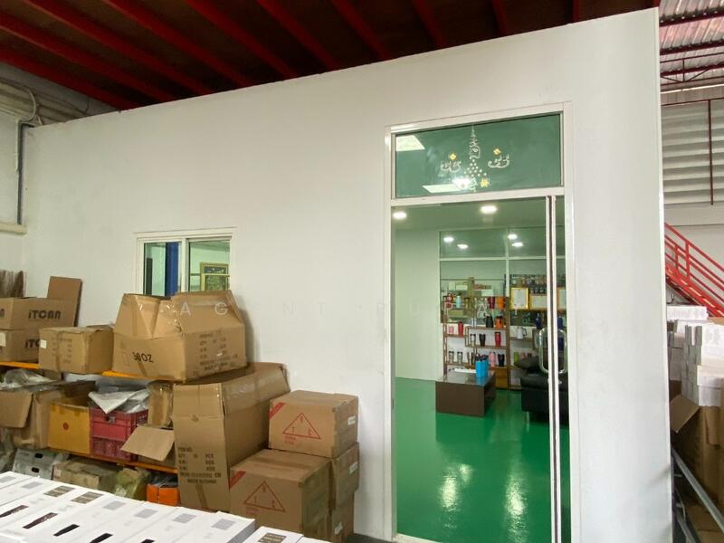 Warehouse and office for rent at Thap Yao, Lat Krabang (SPSAD2456), กรุงเทพ, ทับยาว, ลาดกระบัง, กรุงเทพ, 300 ตร.ม., โกดัง-โรงงาน ให้เช่า, โดย Agent Pupay, 11779870 - DDproperty.com