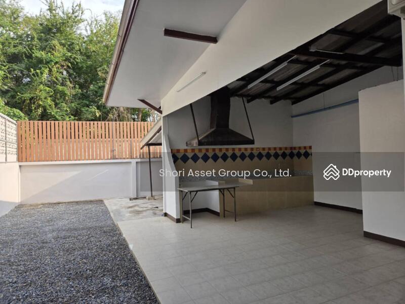 For Rent - 2-story townhouse for rent in the Chiang Mai Land project near the airport, Chiang Mai