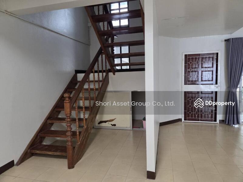 For Rent - 2-story townhouse for rent in the Chiang Mai Land project near the airport, Chiang Mai