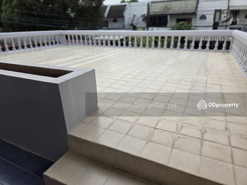 For Rent - 2-story townhouse for rent in the Chiang Mai Land project near the airport, Chiang Mai