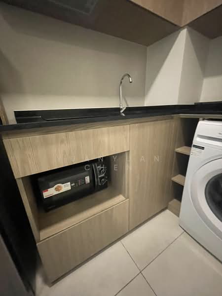 Chambers On-Nut Station, Bangkok, Soi Sukhumvit 81, Sukhumvit Road, Phra Kanong Nua, Watthana, Bangkok, 2 Bedrooms, 35 sqm, Condo For Rent, by Yuanyuan chen, 11780493 - DDproperty.com