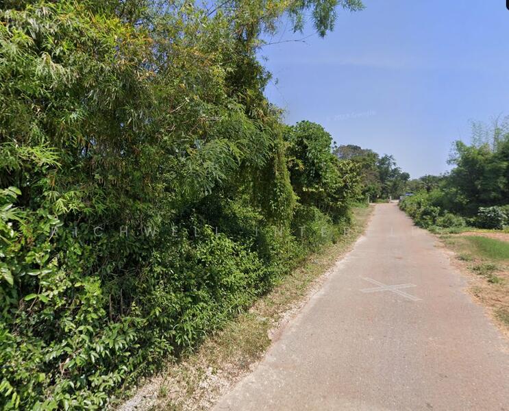 For Sale - Land for sale in Ban Muang Khao, 1.5 rai, Soi Moo 5,, Prachin Buri