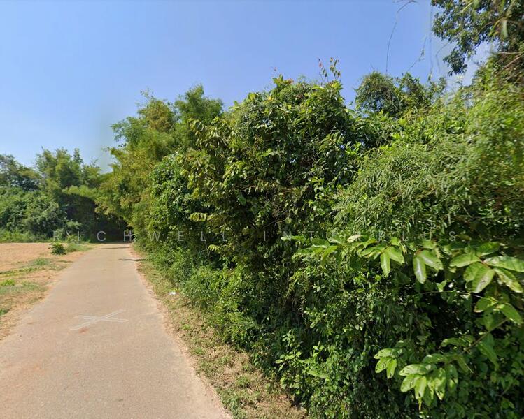 For Sale - Land for sale in Ban Muang Khao, 1.5 rai, Soi Moo 5,, Prachin Buri