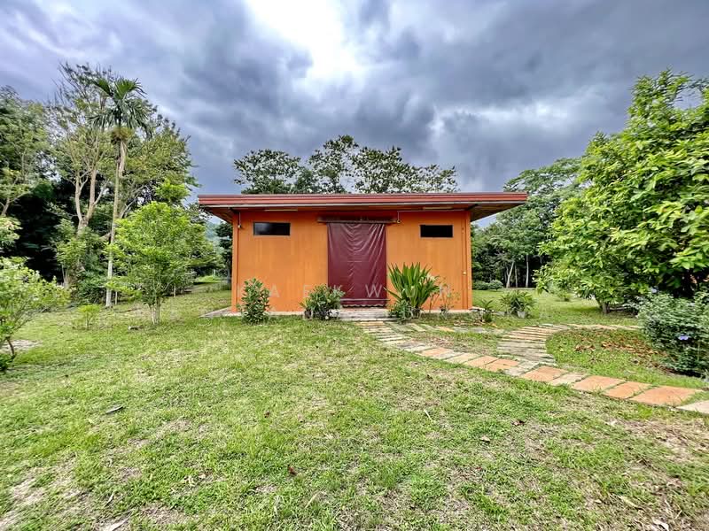 CB46 : House/Large commercial building for sale in Nang Lae, Chiangrai, Chiang Rai, Nang Lae, Muang Chiang Rai, Chiang Rai, , 613 sqm, Business For Sale, by Kaekwun Kanjanapungka, 11781004 - DDproperty.com