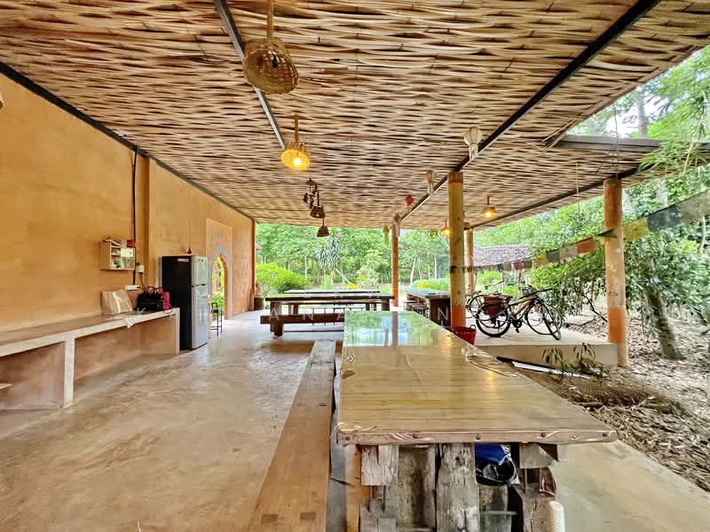 CB46 : ขายบ้าน/อาคารขนาดใหญ่พร้อมที่ดิน ใกล้สถานที่ท่องเที่ยว นางแล เชียงราย, เชียงราย, นางแล, เมืองเชียงราย, เชียงราย, 613 ตร.ม., กิจการ ขาย, โดย Kaekwun Kanjanapungka, 11781004 - DDproperty.com