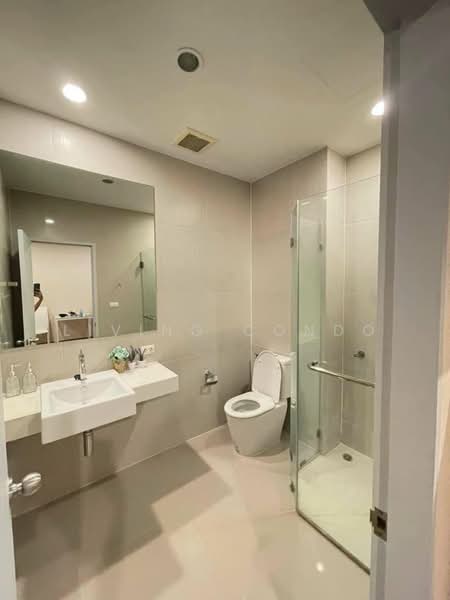 Chewathai Ramkamhaeng, Bangkok, 2849 Ramkhamhaeng Road, Hua Mak, Bang Kapi, Bangkok, 1 Bedroom, 30 sqm, Condo For Rent, by Living Condo, 11781224 - DDproperty.com