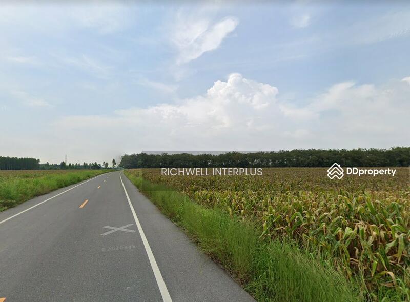 For Sale - Land for sale in Hua Wa, 32 rai, on a paved road, 6 km from Rojana Industrial Estate,, Prachin Buri