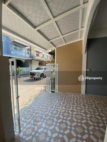 For Sale - Baan Charoen Lab 5, Pathum Thani