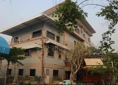 ขาย - 4-story detached house บ้านเดี่ยว 4 ชั้น, ตาก