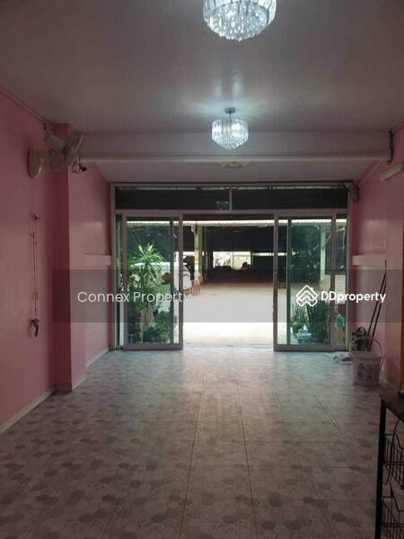 ขาย - 2-storey townhouse, Nakhon Pathom ทาวน์เฮ้าส์ 2 ชั้น นครปฐม, นครปฐม