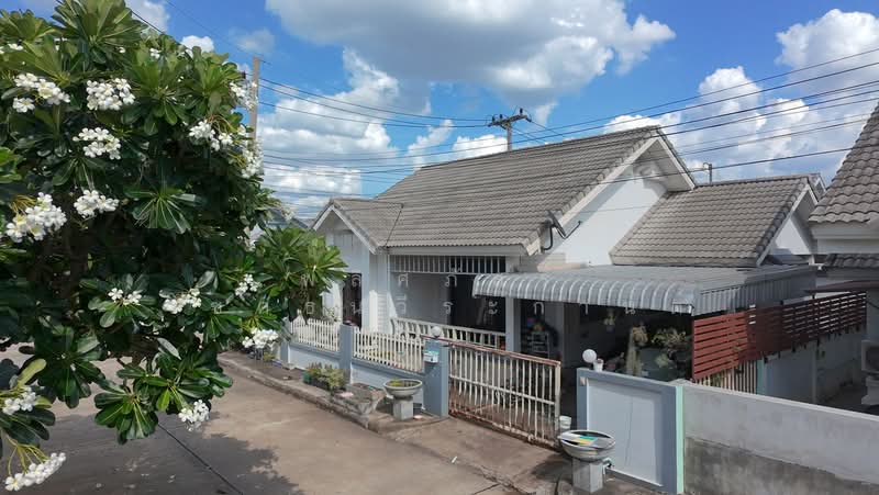 บ้านให้เช่าลั้นเดียว 3ห้องนอน2ห้องน้ำ แอร์ทุกห้อง มีเตียงให้สองเตียง ใกล้เดอะมอล์, นครราชสีมา, ในเมือง, เมืองนครราชสีมา, นครราชสีมา, 125 ตร.ม., บ้านเดี่ยว ให้เช่า, โดย พลิศภัสร์ โชคธนวีระกานต์, 11782286 - DDproperty.com