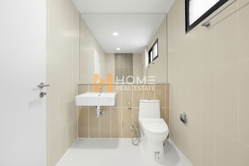 Baan Klang Muang Rama 9-Ramkhmahaeng, Bangkok, Soi Ramkhamhaeng 39, Phlapphla, Wang Thonglang, Bangkok, 3 Bedrooms, 160 sqm, Townhouse For Sale, by HOME Real Estate Service, 11782512 - DDproperty.com