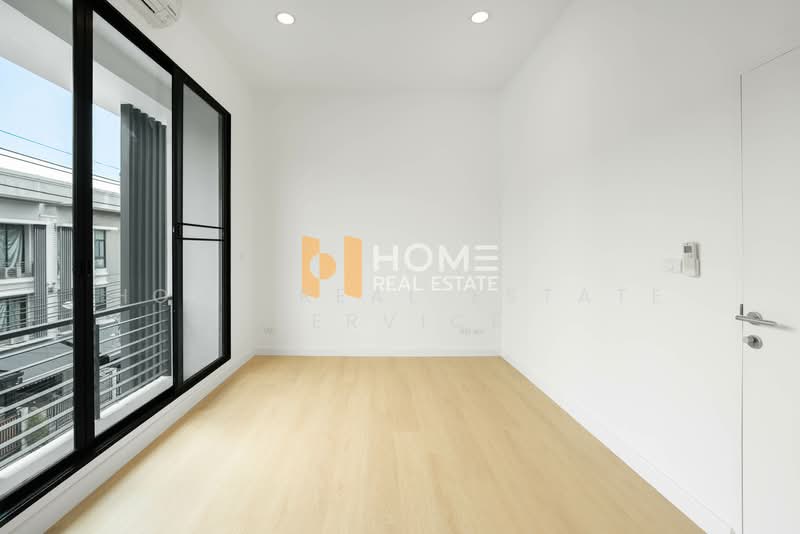 Baan Klang Muang Rama 9-Ramkhmahaeng, Bangkok, Soi Ramkhamhaeng 39, Phlapphla, Wang Thonglang, Bangkok, 3 Bedrooms, 160 sqm, Townhouse For Sale, by HOME Real Estate Service, 11782512 - DDproperty.com