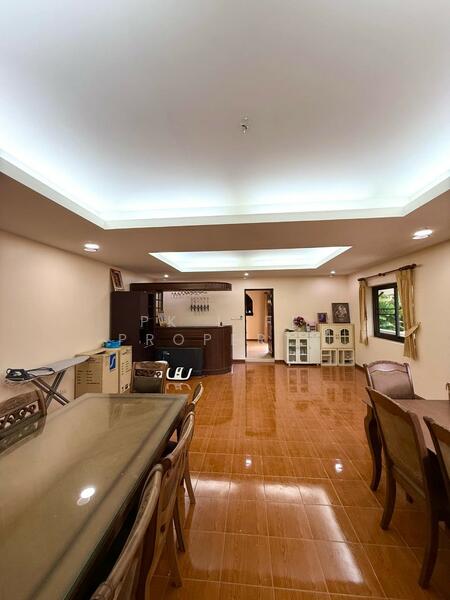 12R0441 Pool villa for rent 4 bedroom 3 bathroom 120,000/month at thalang have fully furnished, Phuket, Thep Krasattri, Thalang, Phuket, 4 Bedrooms, 400 sqm, Villa For Rent, by PK LIFE Property, 11783356 - DDproperty.com