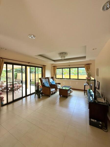 12R0441 Pool villa for rent 4 bedroom 3 bathroom 120,000/month at thalang have fully furnished, ภูเก็ต, เทพกระษัตรี, ถลาง, ภูเก็ต, 400 ตร.ม., วิลล่า ให้เช่า, โดย PK LIFE Property, 11783356 - DDproperty.com