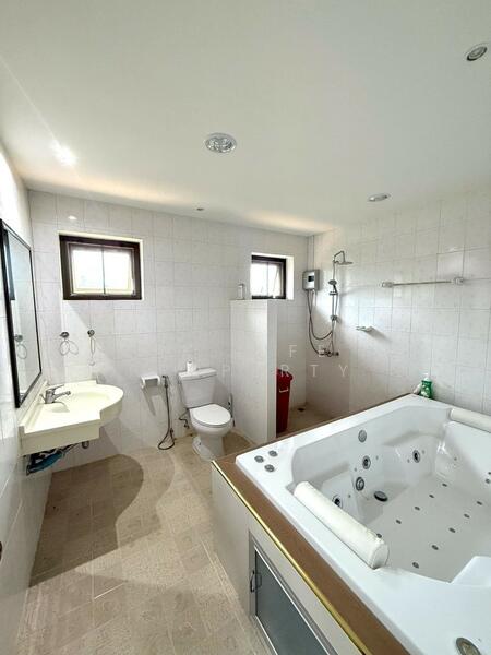 12R0441 Pool villa for rent 4 bedroom 3 bathroom 120,000/month at thalang have fully furnished, Phuket, Thep Krasattri, Thalang, Phuket, 4 Bedrooms, 400 sqm, Villa For Rent, by PK LIFE Property, 11783356 - DDproperty.com