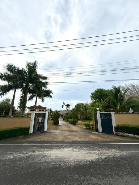 12R0441 Pool villa for rent 4 bedroom 3 bathroom 85,000/month at thalang have fully furnished, ภูเก็ต, เทพกระษัตรี, ถลาง, ภูเก็ต, 400 ตร.ม., วิลล่า ให้เช่า, โดย PK LIFE Property, 11783356 - DDproperty.com