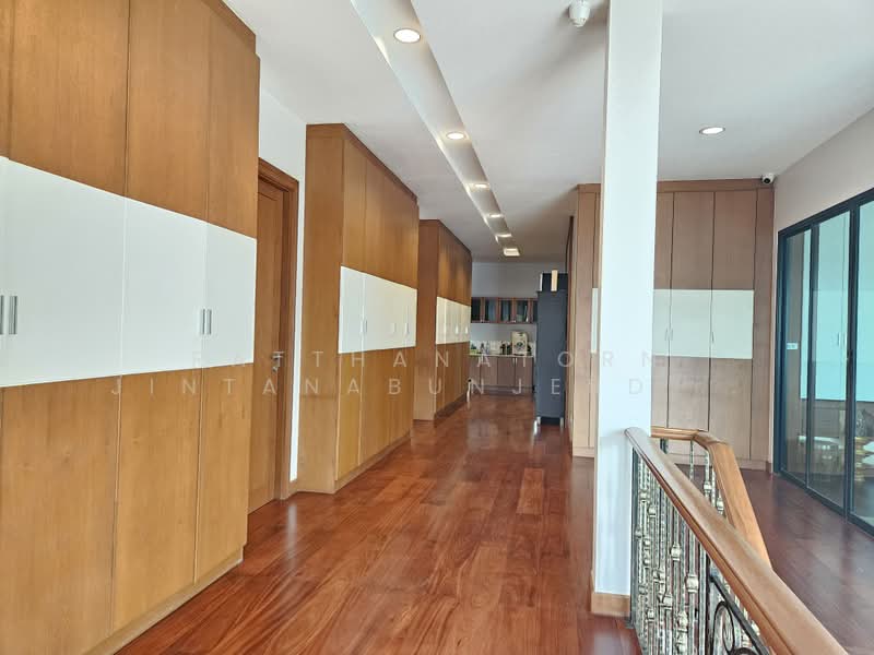 บ้านเดี่ยวหรู เพชรเกษม 88 พร้อมสระว่ายน้ำ ใกล้เดอะมอลล์บางแค และ MRT หลักสอง, กรุงเทพ, เพชรเกษม 88, บางแคเหนือ, บางแค, กรุงเทพ, 650 ตร.ม., บ้านเดี่ยว ขาย, โดย TREBA - Jenny, 11783429 - DDproperty.com