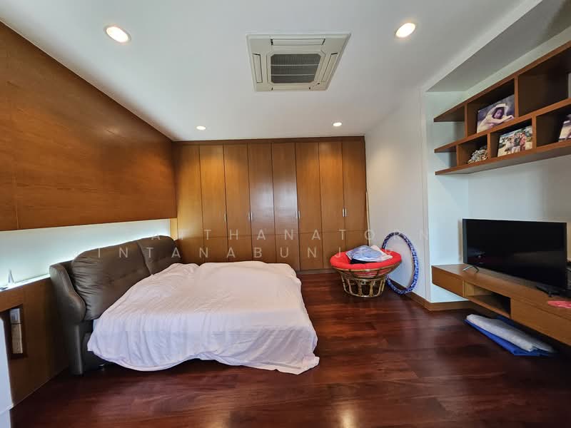 บ้านเดี่ยวหรู เพชรเกษม 88 พร้อมสระว่ายน้ำ ใกล้เดอะมอลล์บางแค และ MRT หลักสอง, กรุงเทพ, เพชรเกษม 88, บางแคเหนือ, บางแค, กรุงเทพ, 650 ตร.ม., บ้านเดี่ยว ขาย, โดย TREBA - Jenny, 11783429 - DDproperty.com