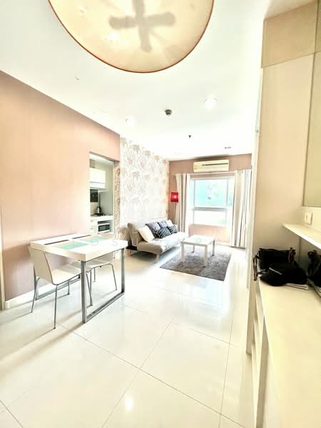 Q House Condo Sathorn, Bangkok, Thonburi Road, Khlong Ton Sai, Khlong San, Bangkok, 1 Bedroom, 48 sqm, Condo For Rent, by Kedsara Losuwarat, 11784007 - DDproperty.com