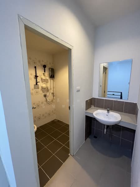 The Tree Sriracha, Chon Buri (Pattaya), Si Racha, Si Racha, Chon Buri (Pattaya), Studio, 125 sqm, Townhouse For Sale, by ลุลิตตา อินทร์โพ, 11784118 - DDproperty.com