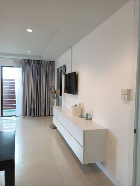 Sriwara Garden Condominium, Bangkok, 1205 Soi Town in Town, Wang Thonglang, Wang Thonglang, Bangkok, 2 Bedrooms, 87 sqm, Condo For Rent, by Line: @katagent, 11784203 - DDproperty.com