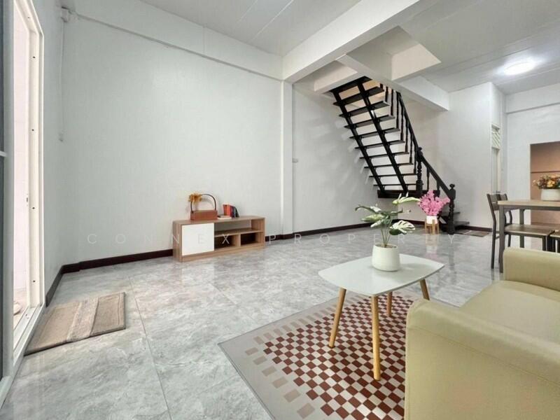 Suan Thong Villa 7 : สวนทอง วิลล่า 7, ปทุมธานี, ถนน ไสวประชาราษฎร์, ลาดสวาย, ลำลูกกา, ปทุมธานี, 85 ตร.ม., ทาวน์เฮ้าส์ ขาย, โดย Connex Property, 11784652 - DDproperty.com