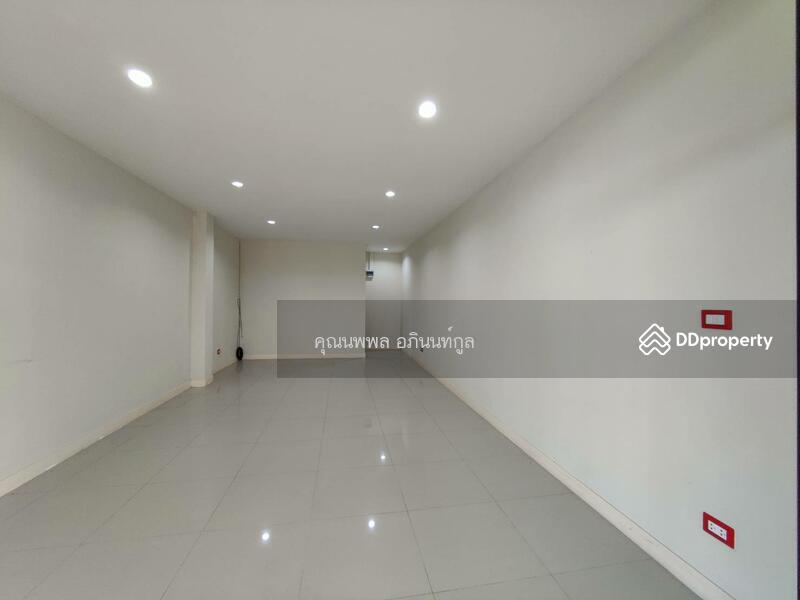 For Rent - Rent room, Chinatown Salaya Project, Size 4*8.5 meters for office, store, stock, house, Nakhon Pathom