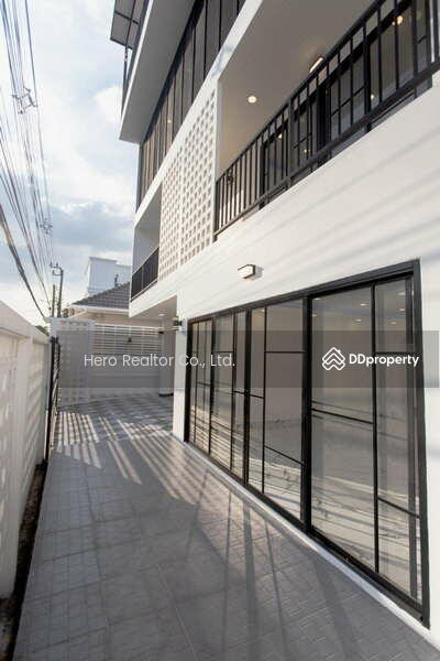 For Sale - For Sale Bangkok Home Office Sutthisan Winitchai MRT Sutthisan Huai Khwang BRE23734, Bangkok