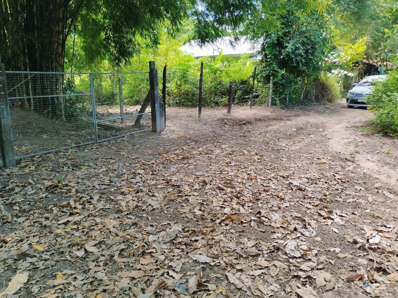 ขาย - ขายที่ดิน 1 ไร่เศษ ในชุมชนเมือง อำเภอเมือง มหาสารคาม แว่งนาง, มหาสารคาม