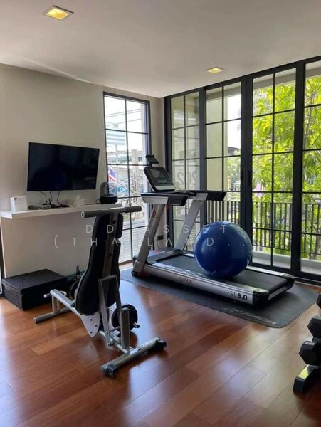 For Rent Townhome Quarter31 Sukhumvit31 ทาวน์โฮม 5 ชั้น ควอร์เตอร์31 พร้อมลิฟต์ สุขุมวิท31, Bangkok, Khlong Tan Nua, Watthana, Bangkok, 4 Bedrooms, 425 sqm, Townhouse For Rent, by DD Asset (Thailand) Co.,Ltd, 11787082 - DDproperty.com