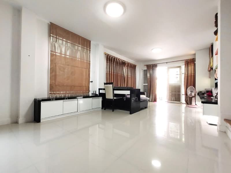 Atoll Lanta Resort Life Bangna – Wongwaen, Samut Prakan, Soi 1 Kanchanaphisek 53, Bangphli Yai, Bang Plee, Samut Prakan, 3 Bedrooms, 200 sqm, Single Detached House For Sale, by ปุณณภา นารานนทชัย, 11787637 - DDproperty.com