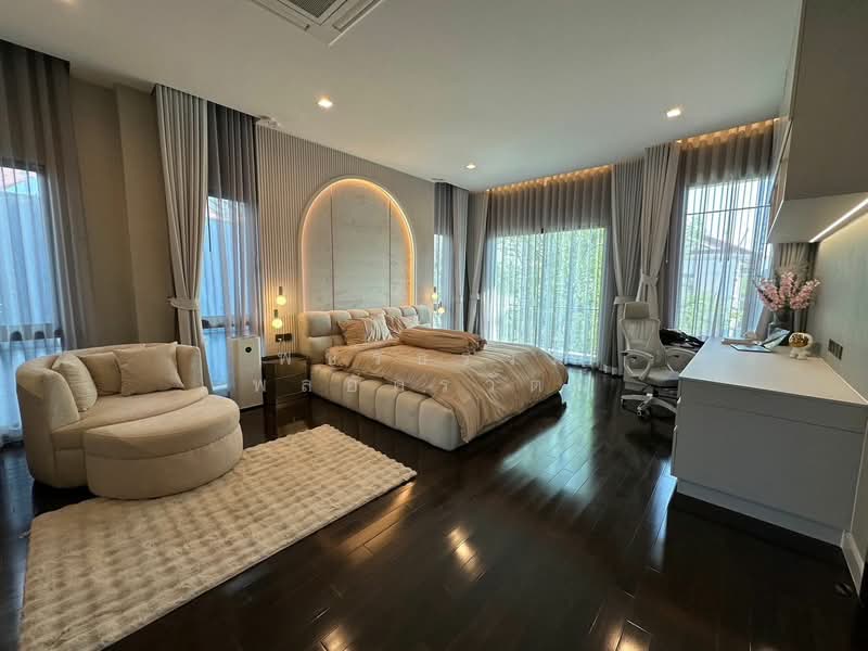 Grand Bangkok Boulevard Krungthepkritha, Bangkok, Srinakarin-Romklao Road, Khlong Sam Prawet, Lat Krabang, Bangkok, 5 Bedrooms, 604 sqm, Single Detached House For Rent, by Rattapon Sivamok, 11787649 - DDproperty.com