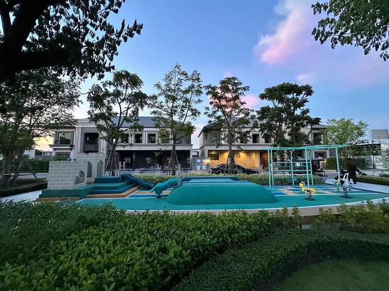 Grand Bangkok Boulevard Krungthepkritha, Bangkok, Srinakarin-Romklao Road, Khlong Sam Prawet, Lat Krabang, Bangkok, 5 Bedrooms, 604 sqm, Single Detached House For Rent, by Rattapon Sivamok, 11787649 - DDproperty.com