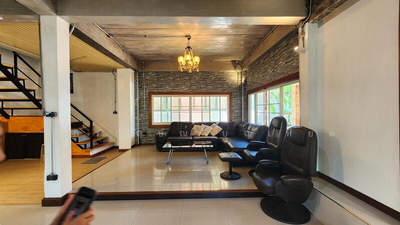 ให้เช่า - พูลวิลล่า ใกล้บึงหนองโคตร ตลาดต้นตาล ขอนแก่น ขนาด 4 ห้องนอน 3 ห้องน้ำ พร้อมสระว่ายน้ำ ให้เช่า, ขอนแก่น