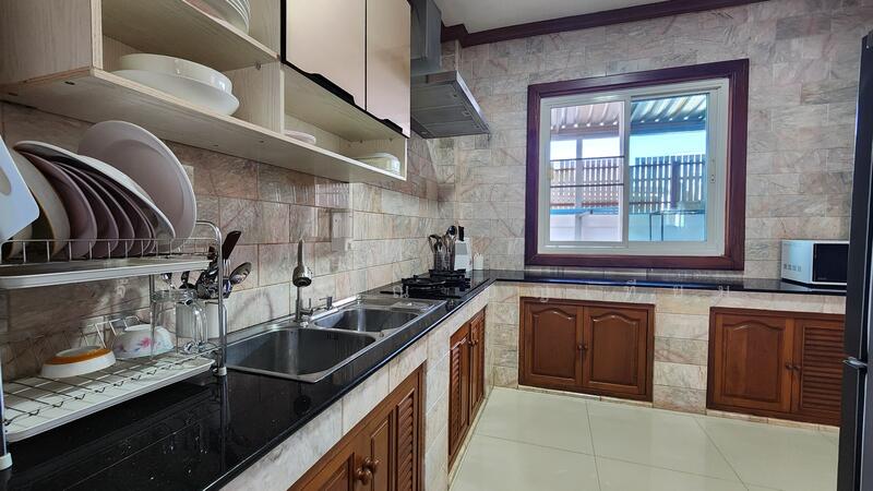 ให้เช่า - พูลวิลล่า ใกล้บึงหนองโคตร ตลาดต้นตาล ขอนแก่น ขนาด 4 ห้องนอน 3 ห้องน้ำ พร้อมสระว่ายน้ำ ให้เช่า, ขอนแก่น