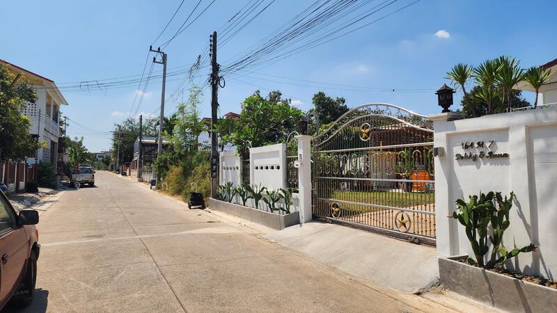 ให้เช่า - พูลวิลล่า ใกล้บึงหนองโคตร ตลาดต้นตาล ขอนแก่น ขนาด 4 ห้องนอน 3 ห้องน้ำ พร้อมสระว่ายน้ำ ให้เช่า, ขอนแก่น